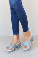 Load image into Gallery viewer, Misty Blue Platform Sandals