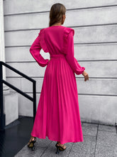 Load image into Gallery viewer, Sophia Maxi Dress