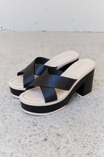 Load image into Gallery viewer, Cherish Platform Sandals