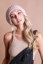 Load image into Gallery viewer, Boucle Rib Knit Beret
