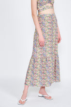 Load image into Gallery viewer, BUTTON UP FLORAL MAXI SKIRT
