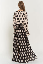 Load image into Gallery viewer, Hailey Long Sleeve Pleated Maxi Dress
