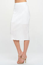 Load image into Gallery viewer, White Solid Plisse Midi Skirt
