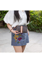 Load image into Gallery viewer, Arya Tote Bag With Wristlet
