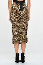 Load image into Gallery viewer, Leopard Print Plisse Midi Skirt
