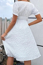 Load image into Gallery viewer, White SS Midi Dress
