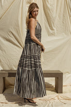 Load image into Gallery viewer, Summer Vibes Maxi Dress
