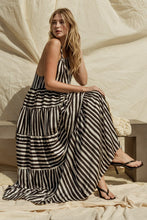 Load image into Gallery viewer, Summer Vibes Maxi Dress
