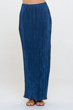 Load image into Gallery viewer, Plisse Maxi Skirt with Slit
