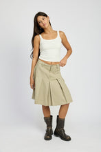 Load image into Gallery viewer, COURTNEY KNEE LENGTH PLEATED SKIRT
