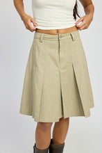 Load image into Gallery viewer, COURTNEY KNEE LENGTH PLEATED SKIRT
