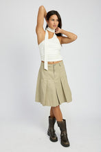 Load image into Gallery viewer, COURTNEY KNEE LENGTH PLEATED SKIRT
