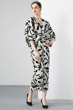 Load image into Gallery viewer, BLACK WHITE MAXI FASHION DRESS
