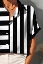 Load image into Gallery viewer, Striped Button Up Short Sleeve Shirt
