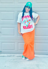 Load image into Gallery viewer, FLOWER MARKET Graphic Round Neck T Shirt
