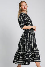 Load image into Gallery viewer, Umgee Velvet Trim Midi Dress
