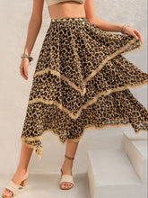 Load image into Gallery viewer, Lace Detail Layered Printed Skirt
