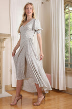 Load image into Gallery viewer, SS V neck wrap dress

