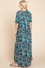 Load image into Gallery viewer, Rae Printed Shirred Maxi Dress
