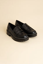 Load image into Gallery viewer, Eureka Classic Loafers
