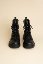 Load image into Gallery viewer, Epsom Lace-Up Boots
