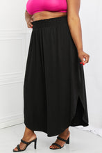 Load image into Gallery viewer, Zenana It&#39;s My Time Full Size Side Scoop Scrunch Skirt in Black
