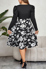 Load image into Gallery viewer, Plus Size Round Neck Puff Sleeve Printed Dress
