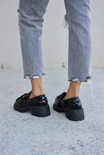 Load image into Gallery viewer, Tassel Detail Mid Heel Chunky Loafers
