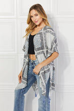 Load image into Gallery viewer, Justin Taylor Paisley Design Kimono in Gray
