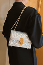 Load image into Gallery viewer, Petal Leather Shoulder Bag
