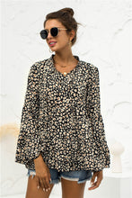 Load image into Gallery viewer, Leopard Smock Top
