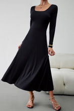 Load image into Gallery viewer, Yuri Lace-Up Maxi Dress
