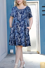 Load image into Gallery viewer, Plus Size Printed Round Neck Short Sleeve Dress

