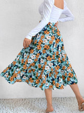 Load image into Gallery viewer, Excelente Midi Skirt
