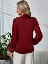 Load image into Gallery viewer, Jirah Long Puff Sleeve Blouse
