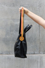 Load image into Gallery viewer, Nicole Lee USA Minimalist Avery Shoulder Bag
